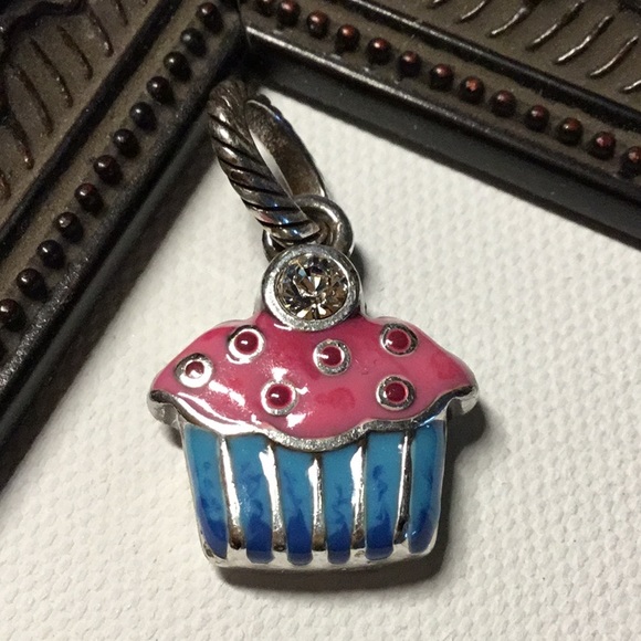 Brighton Jewelry - 🧁 Brighton Cupcake charm 🧁
